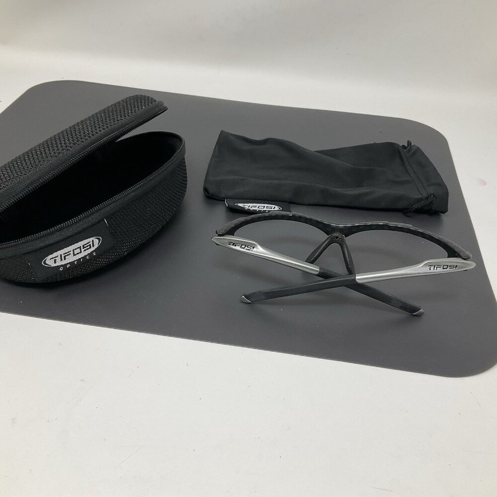 TIFOSI Tyrant Fibre Carbon Frame Only No Lenses